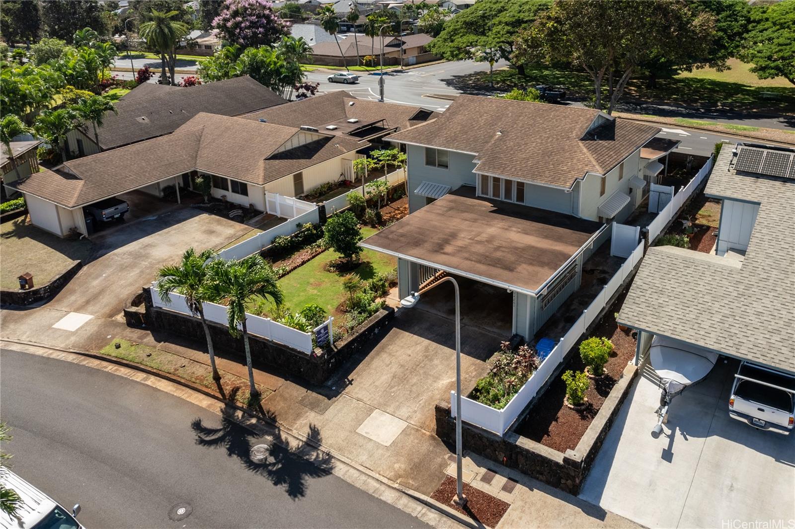 94-261 HOKULEWA Loop Mililani, HI 96789