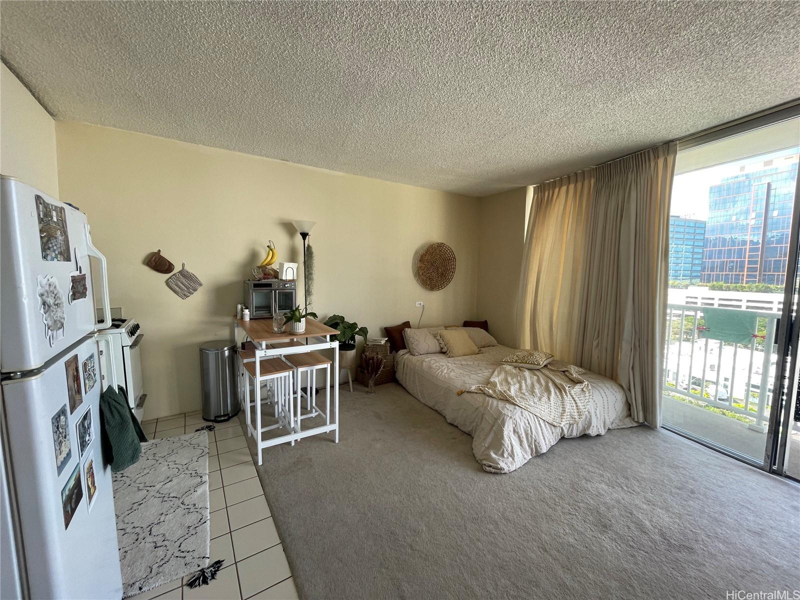 750 Amana Street #1110, Honolulu, HI 96814