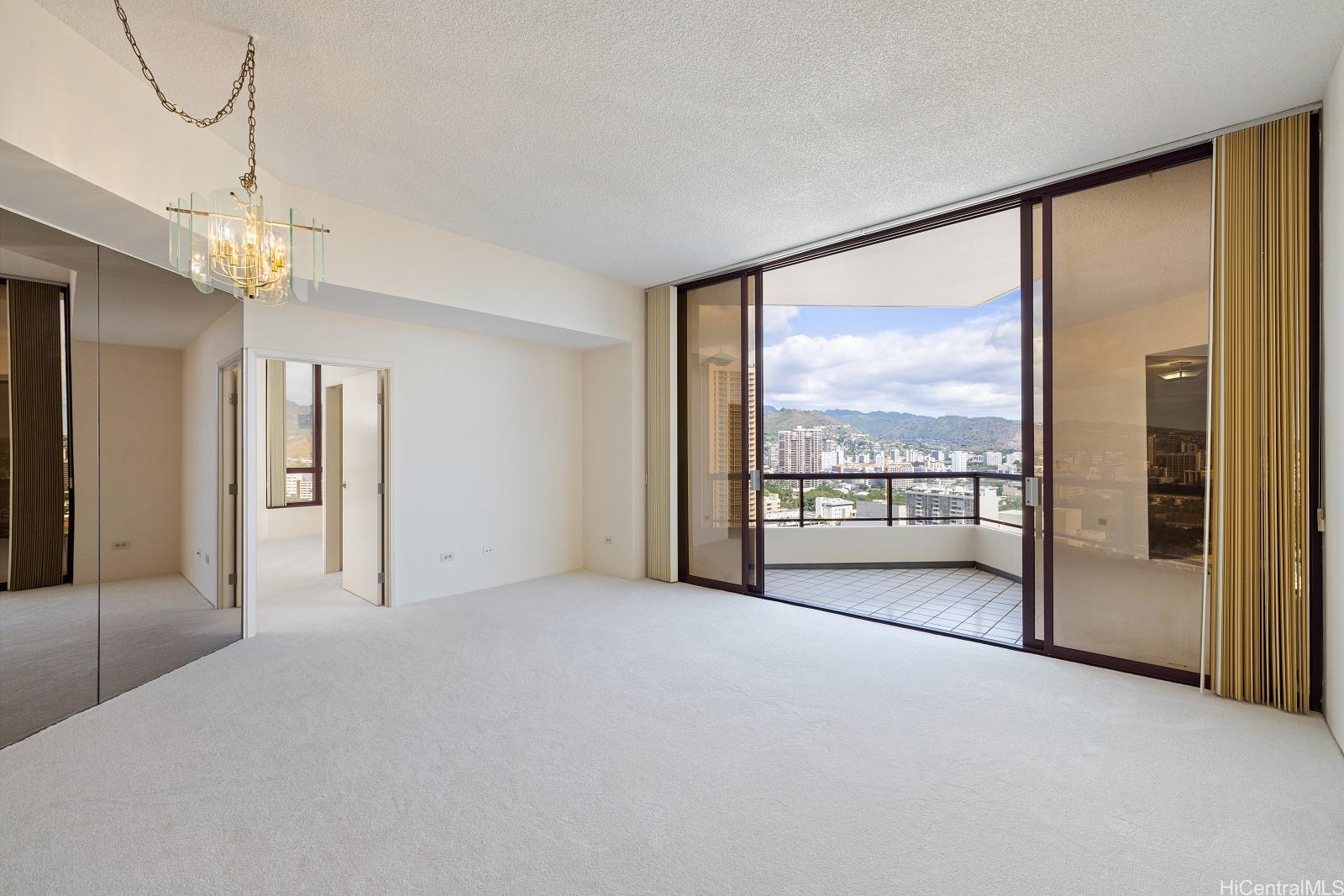 725 Kapiolani Boulevard #2605, Honolulu, HI 96813