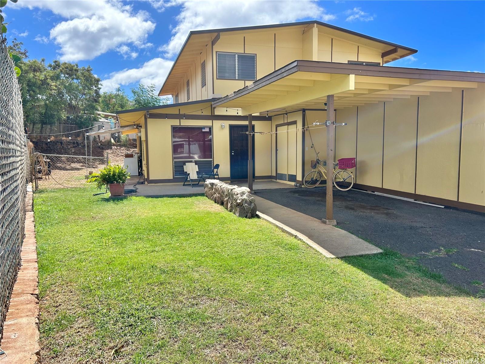 84-668 Kepue Street Waianae, HI 96792