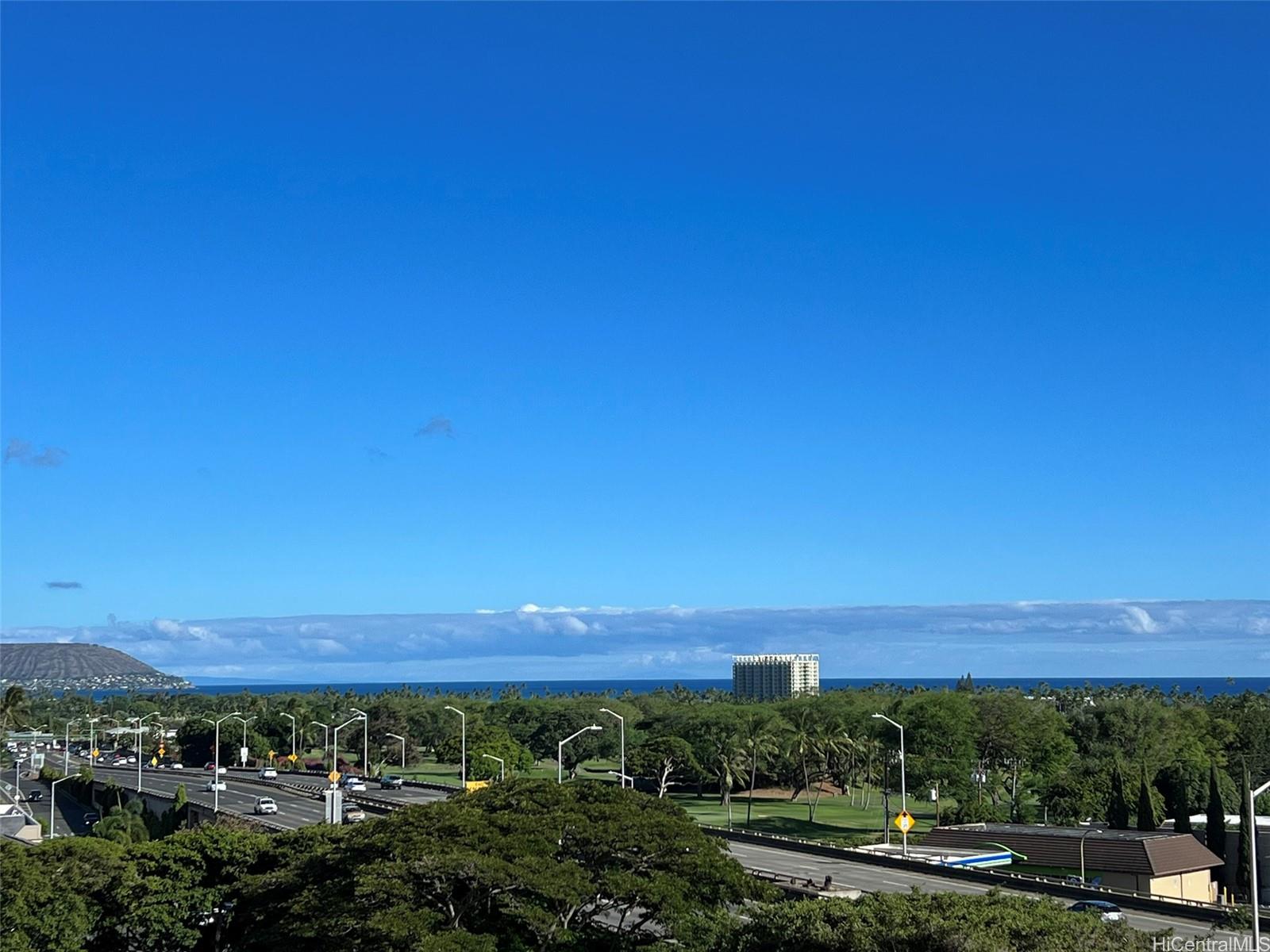 Kahala Towers 4300 Waialae Avenue #B702, Honolulu, HI 96816