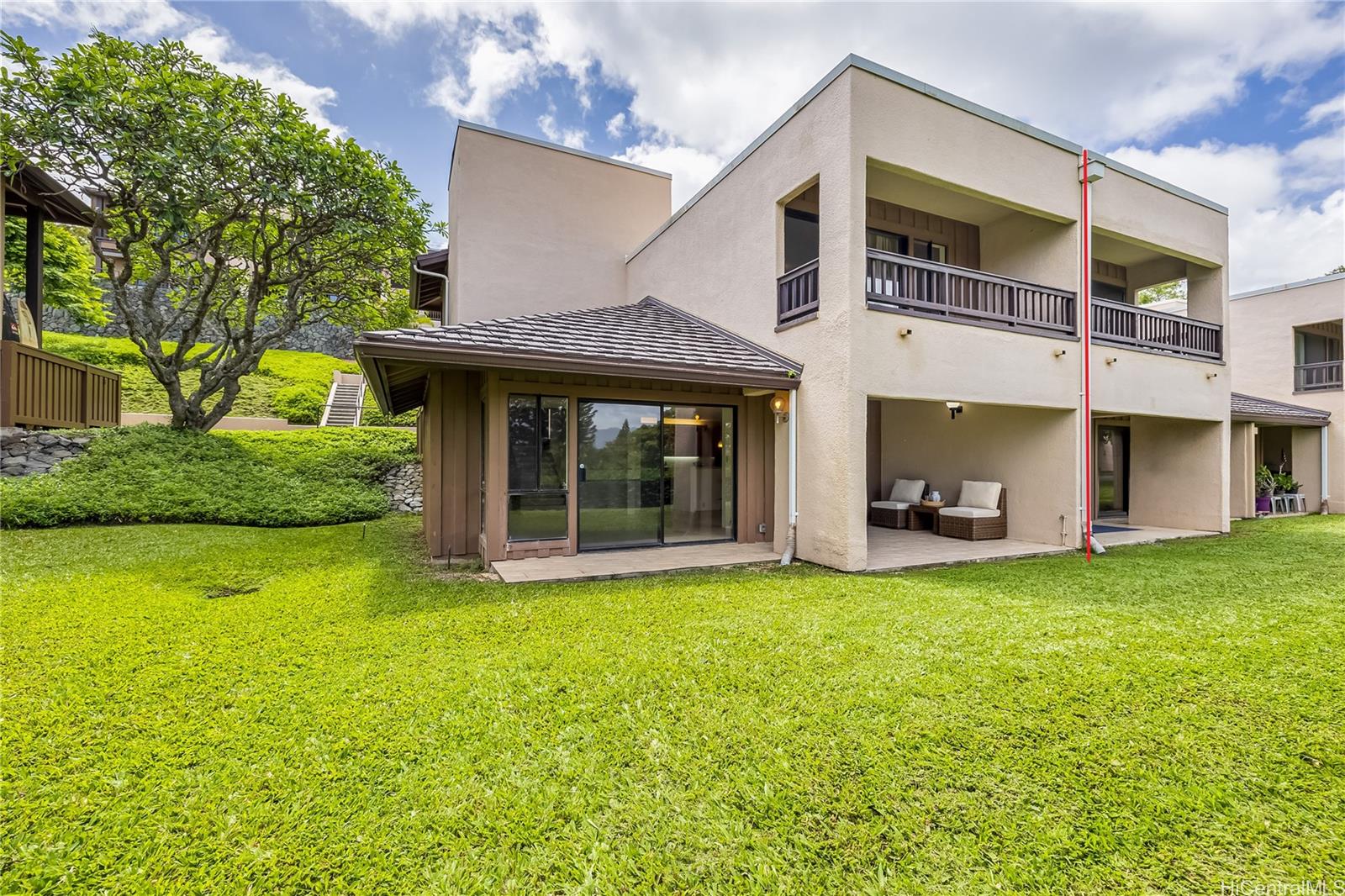 319A Kaelepulu Drive #201, Kailua, HI 96734