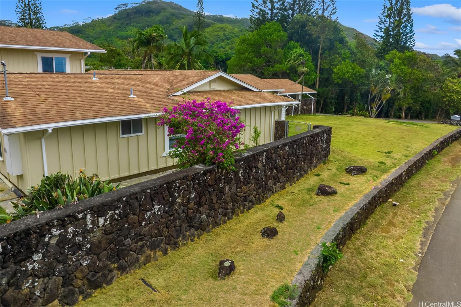 47-720 Lamalama Place Kaneohe, HI 96744