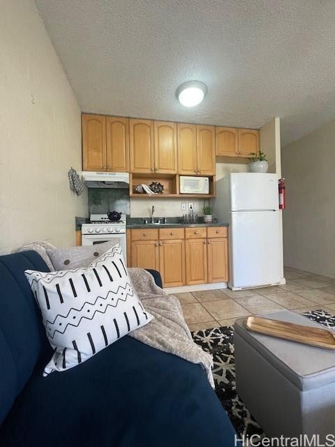 1867 Kaioo Drive #307, Honolulu, HI 96815