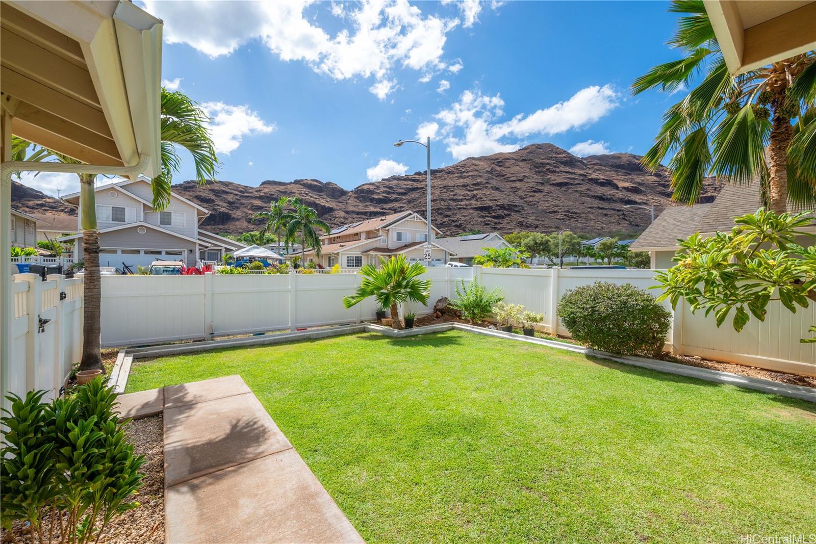 87-1010 Ahekai Street Waianae, HI 96792