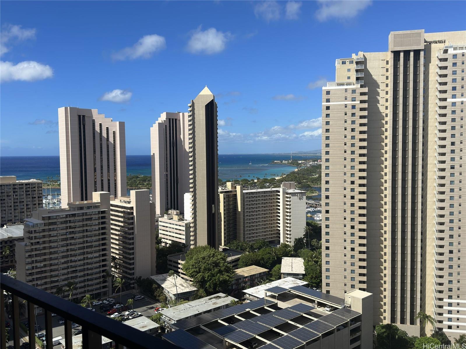 411 Hobron Lane #2806, Honolulu, HI 96815