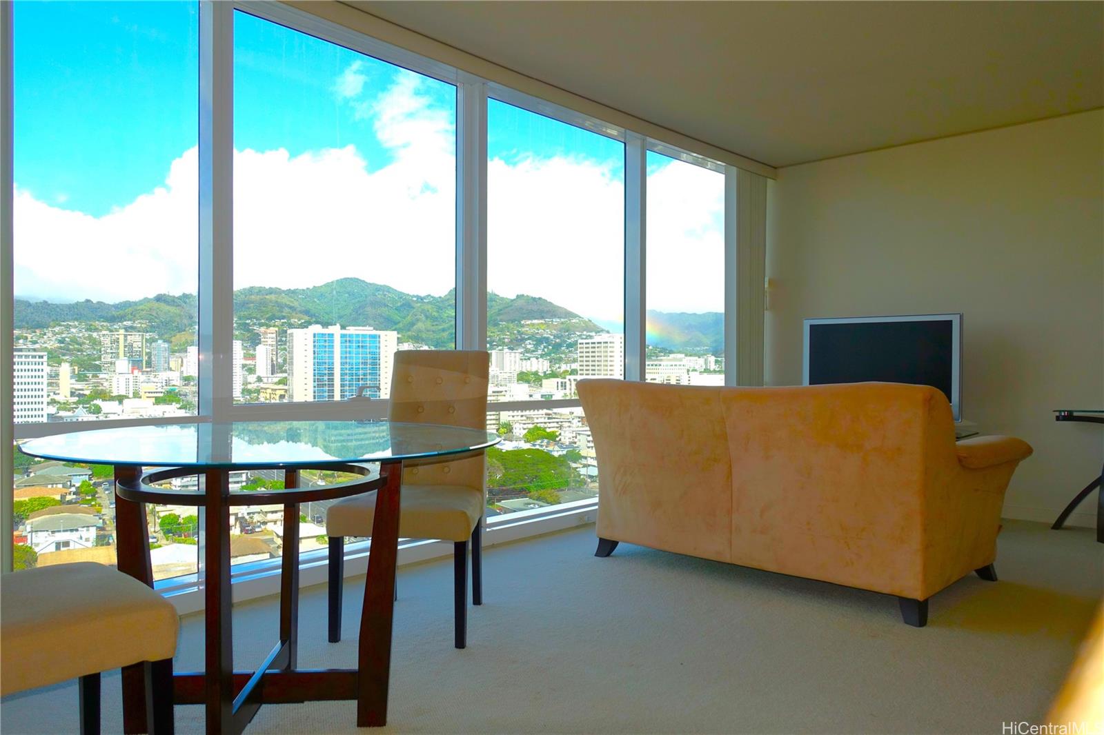 1296 Kapiolani Boulevard #1801, Honolulu, HI 96814