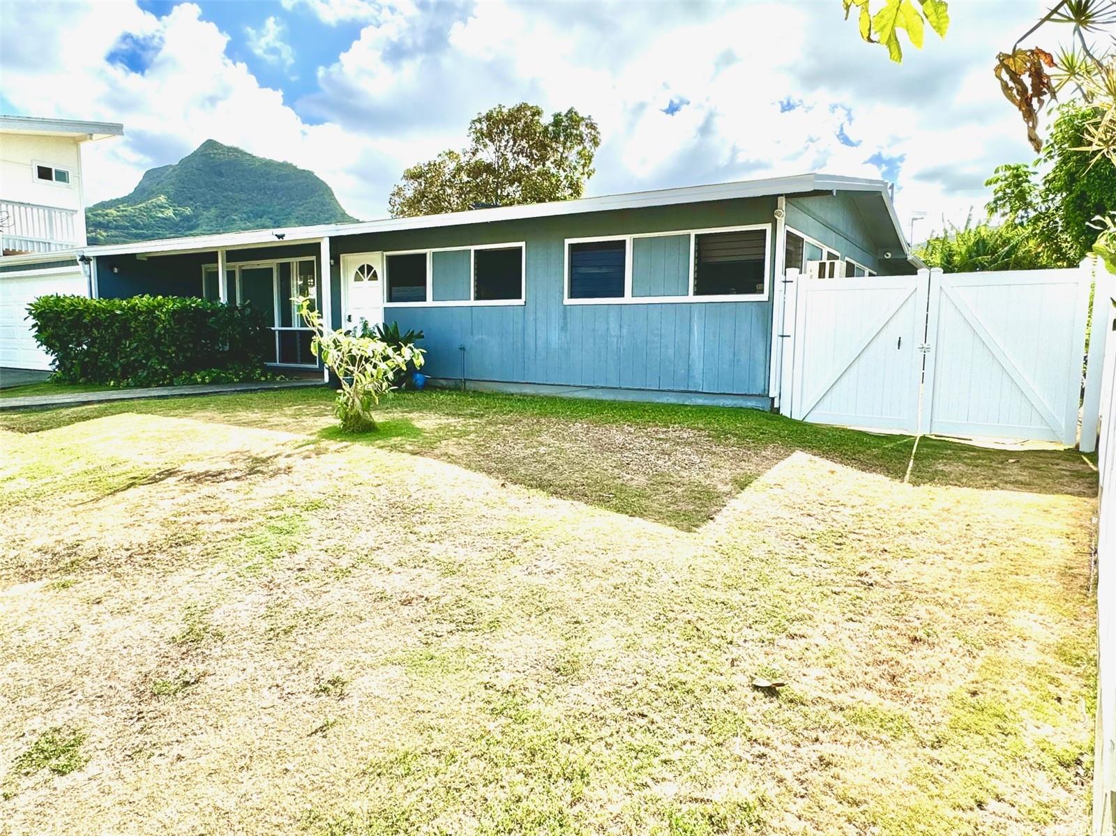 568 Ulukanu Street Kailua, HI 96734