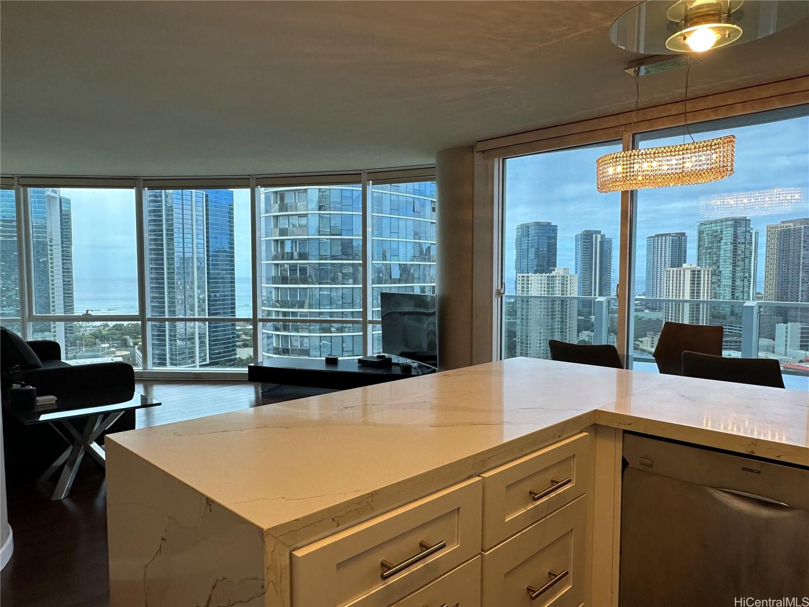 1296 Kapiolani Boulevard #2908, Honolulu, HI 96814