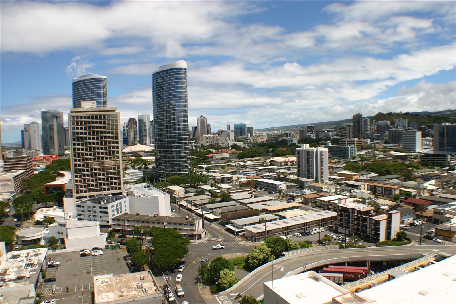 1388 Kapiolani Boulevard #1808, Honolulu, HI 96814