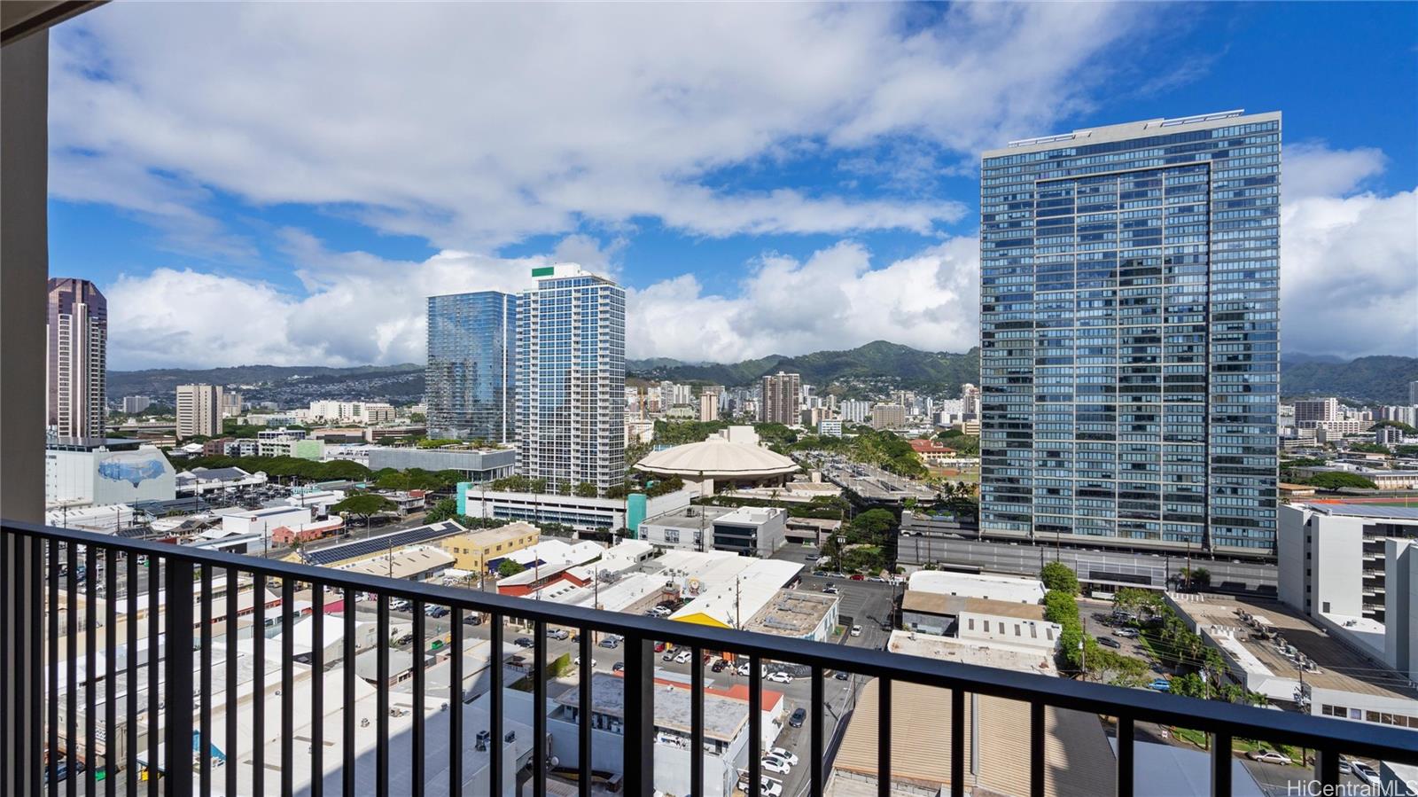 987 Queen Street #1716, Honolulu, HI 96814