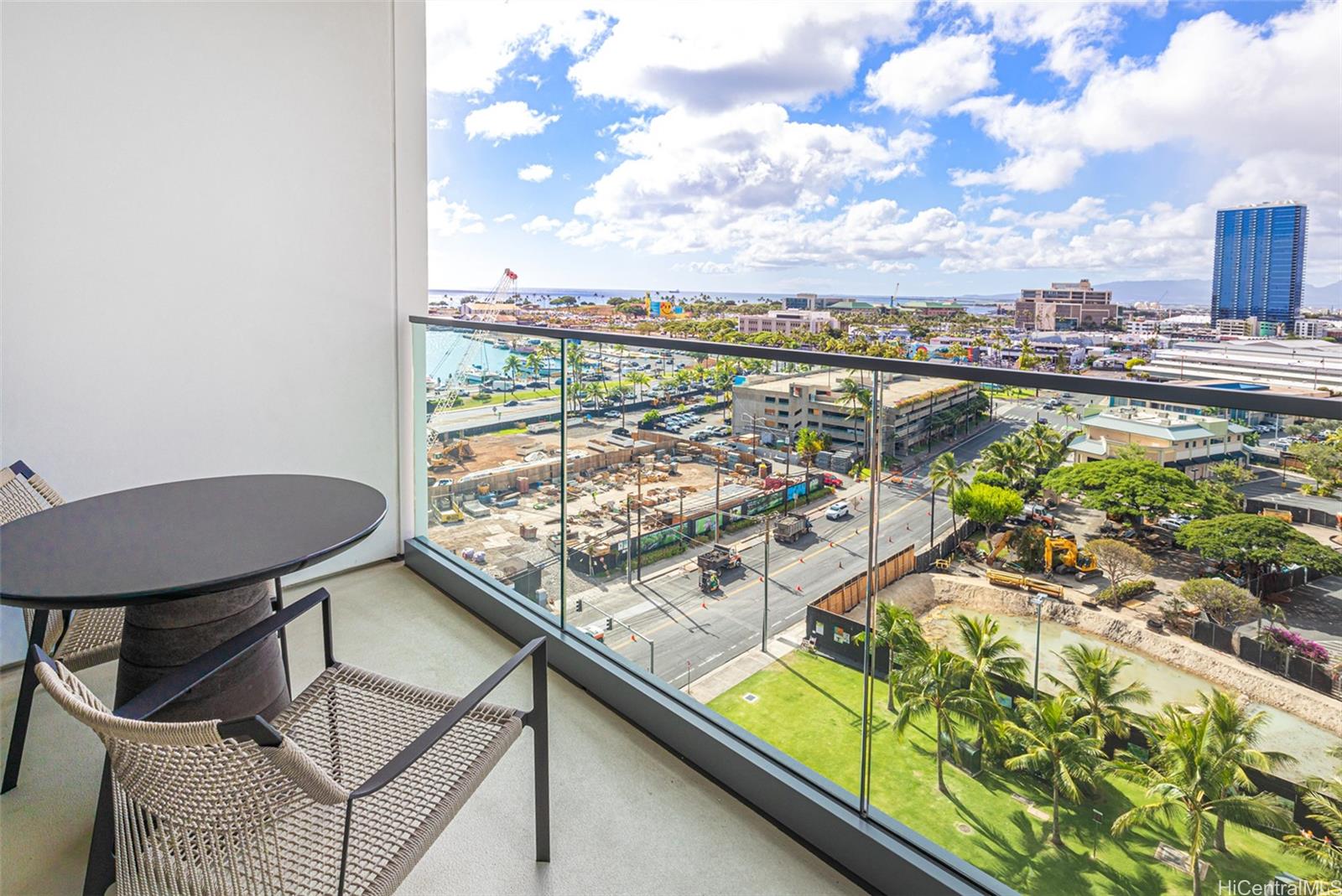 1000 Auahi Street #1007, Honolulu, HI 96814