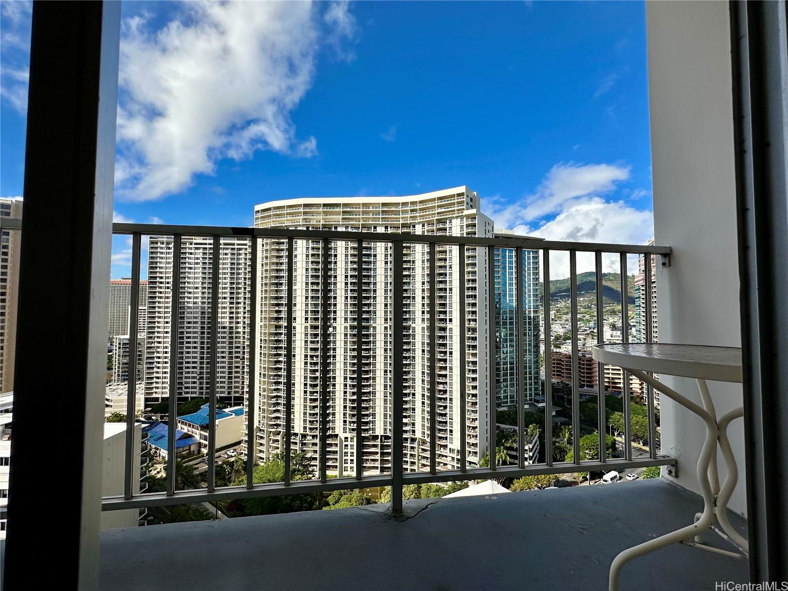 1920 Ala Moana Boulevard #2204, Honolulu, HI 96815