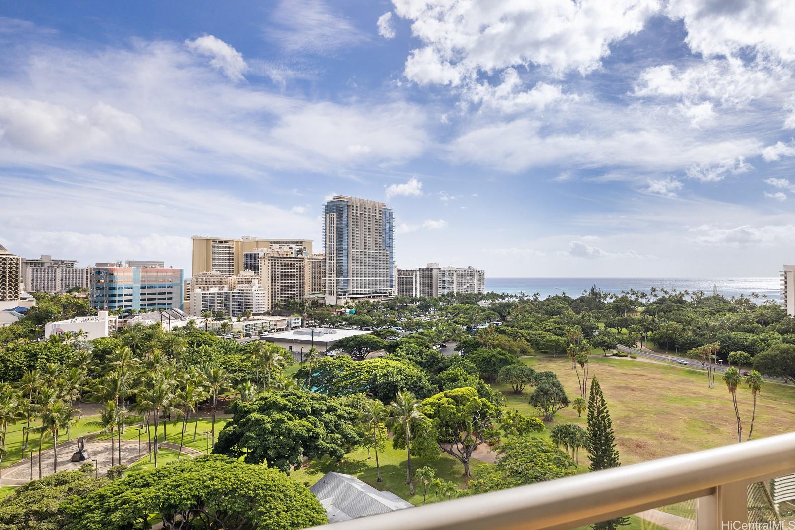 2045 Kalakaua Avenue #1109, Honolulu, HI 96815