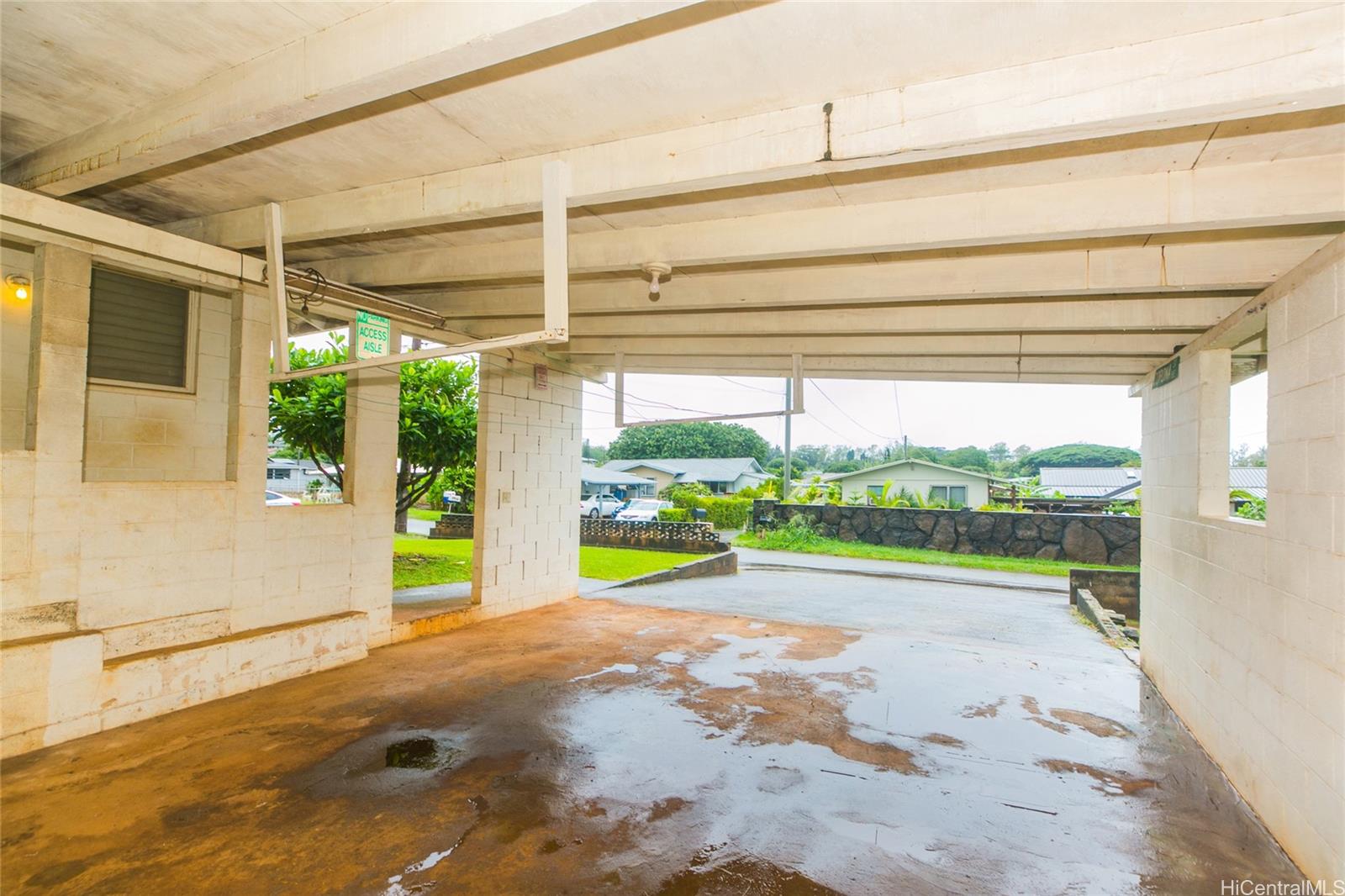 1690 Nakula Street Wahiawa, HI 96786