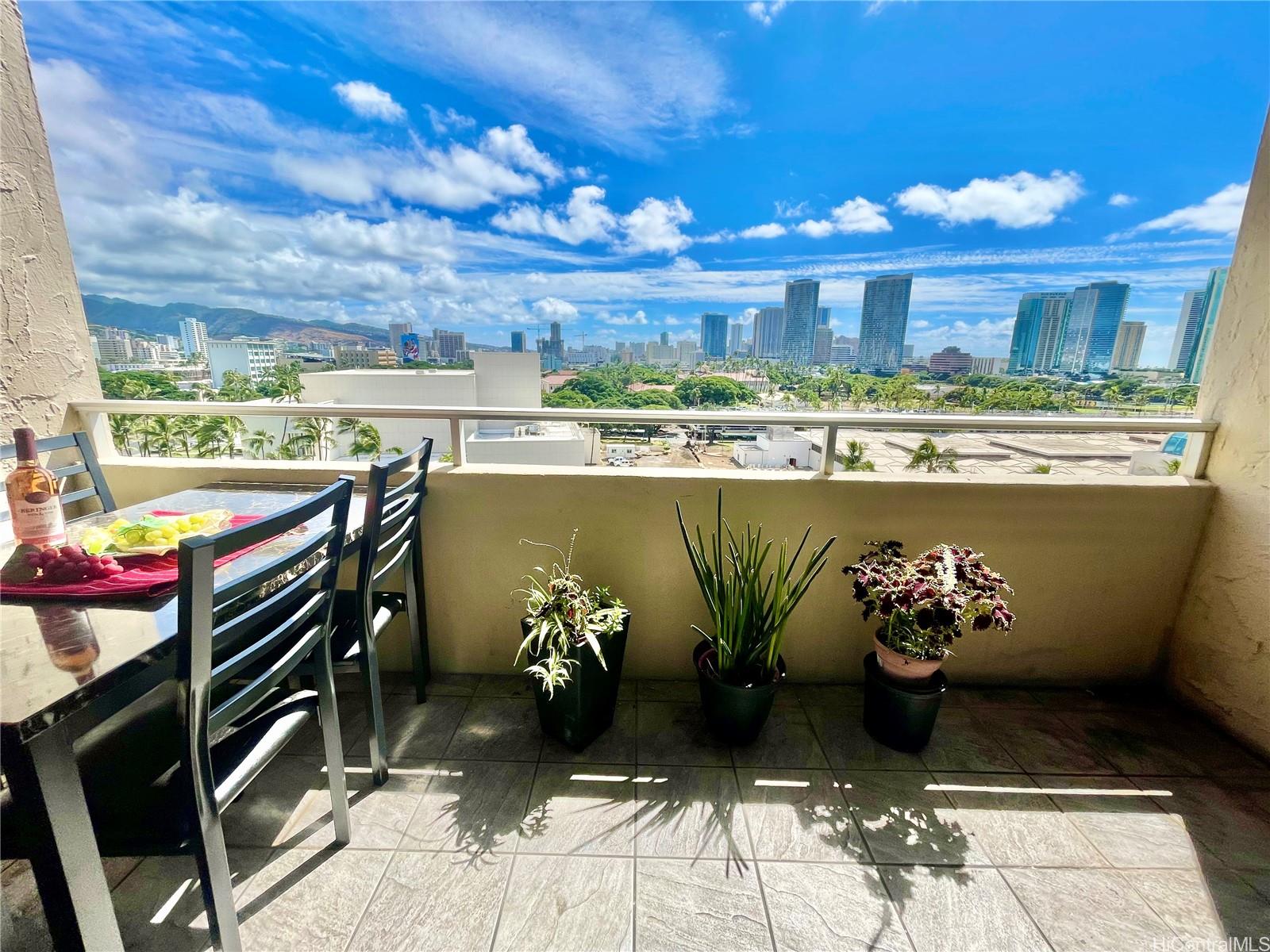 920 Ward Avenue #11D, Honolulu, HI 96814