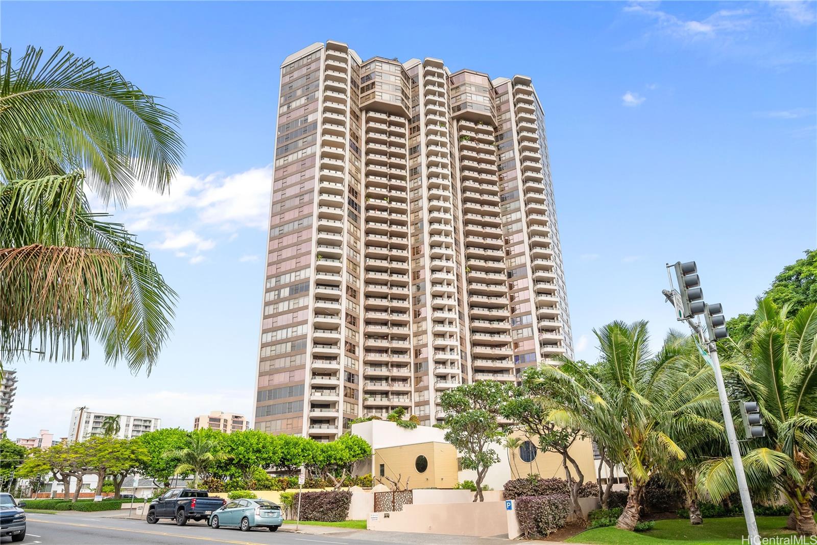 1221 Victoria Street #2805, Honolulu, HI 96814