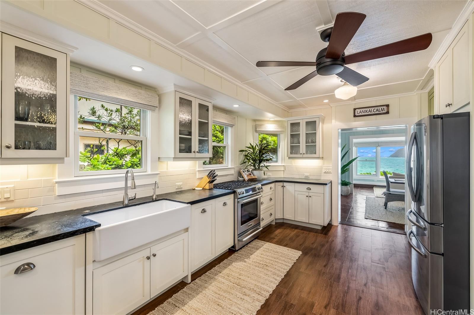 1414 Mokulua Drive Kailua, HI 96734