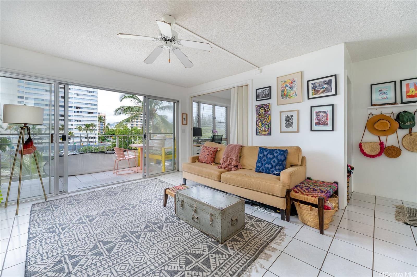 2937 Kalakaua Avenue #53, Honolulu, HI 96815