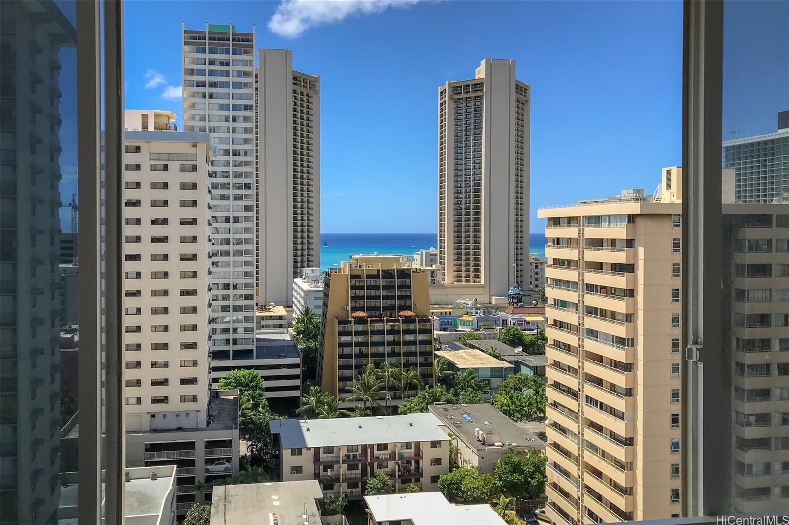 2421 Tusitala Street #1604, Honolulu, HI 96815