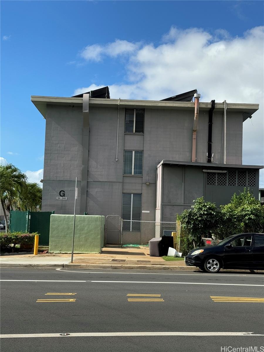 94-246 Leoku Street #G120, Waipahu, HI 96797