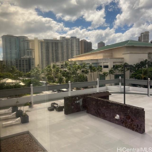 1750 Kalakaua Avenue #703, Honolulu, HI 96826