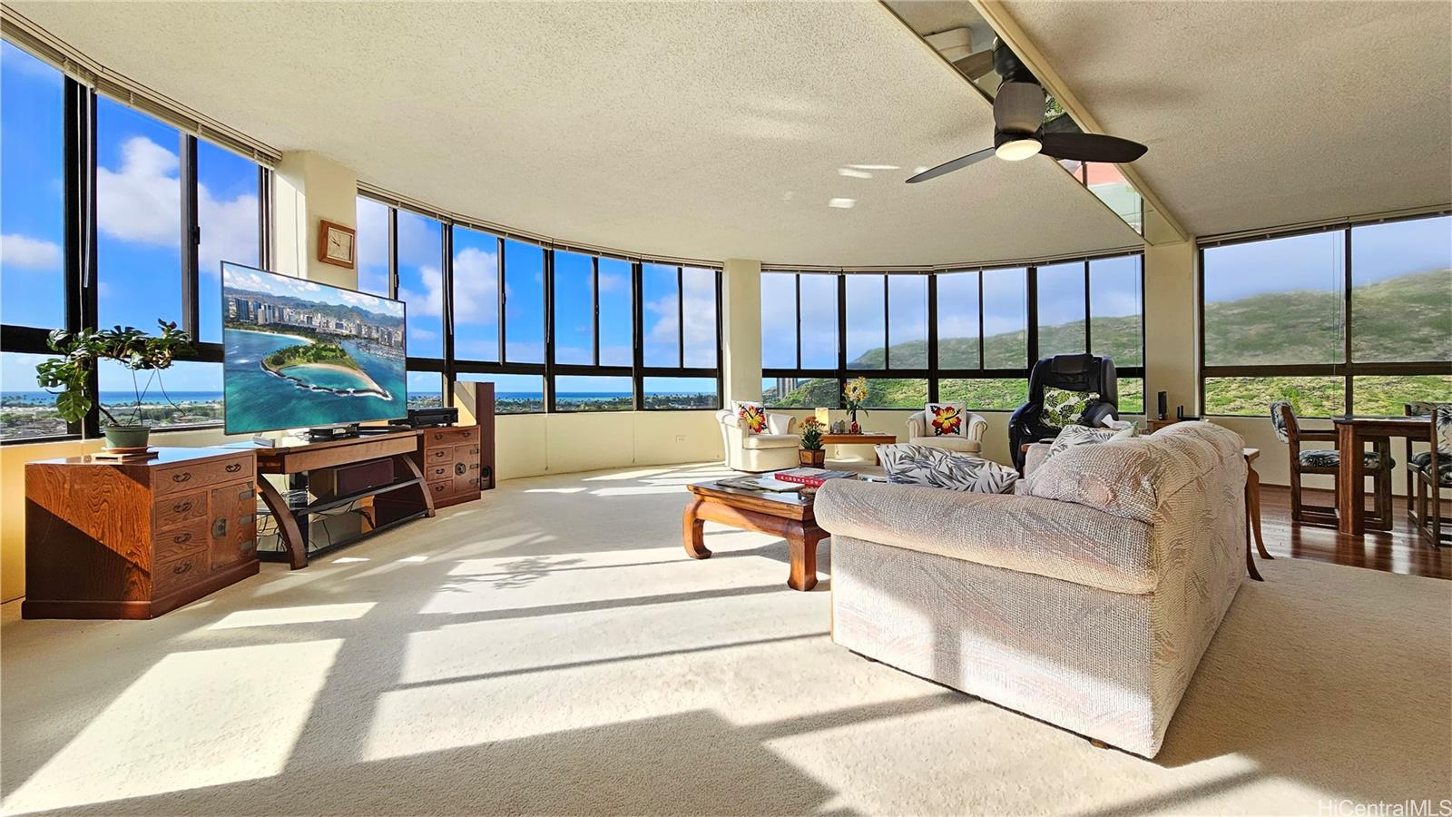 6770 Hawaii Kai Drive #902, Honolulu, HI 96825