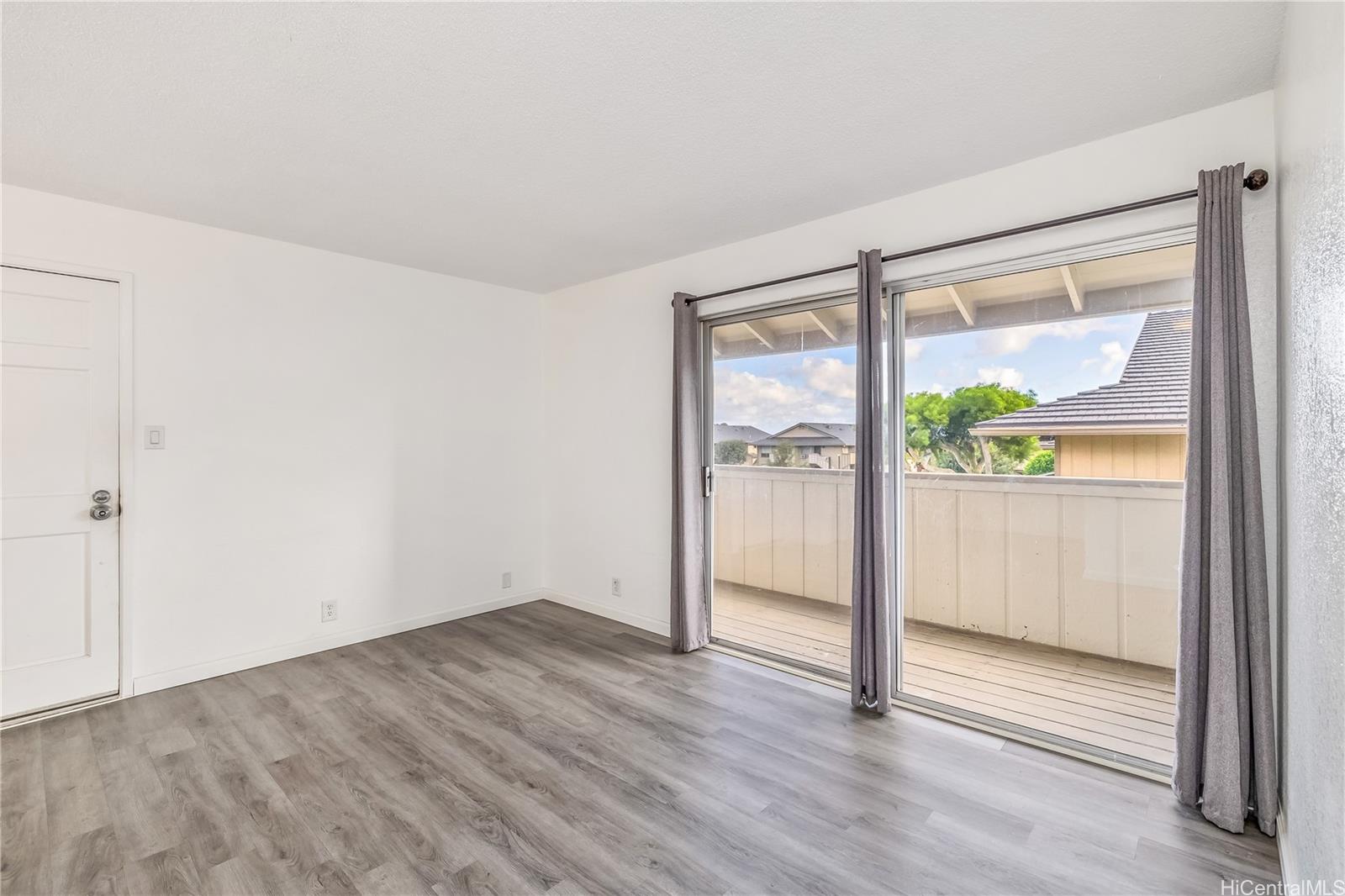 94-1131 Mopua Loop #H6, Waipahu, HI 96797