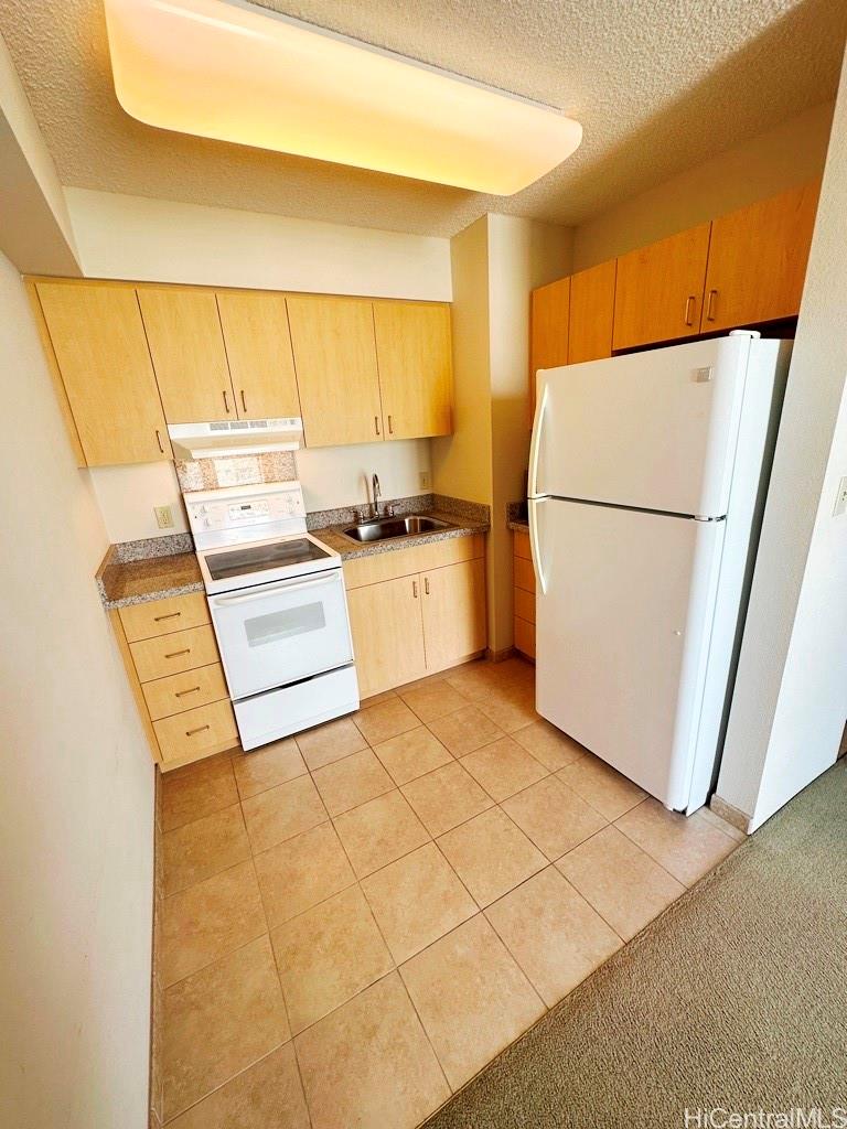 1315 Kalakaua Avenue #1502, Honolulu, HI 96826