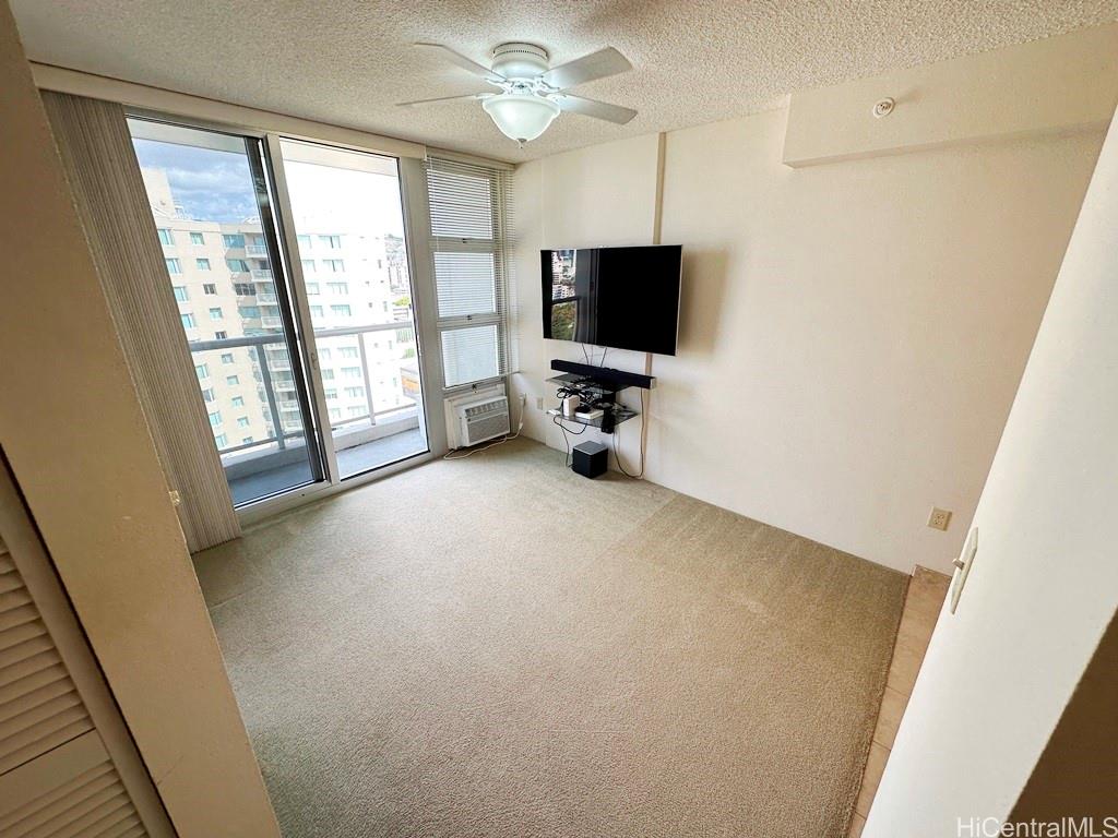 1315 Kalakaua Avenue #1502, Honolulu, HI 96826