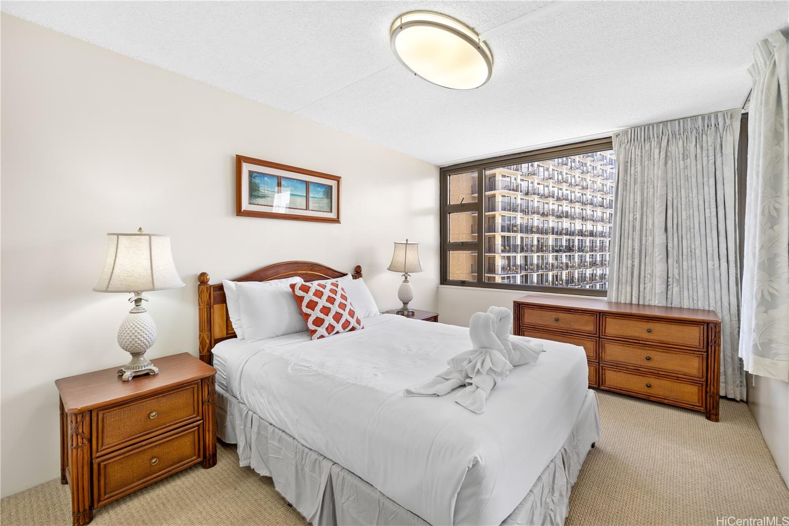 201 Ohua Avenue #1404-T1, Honolulu, HI 96815