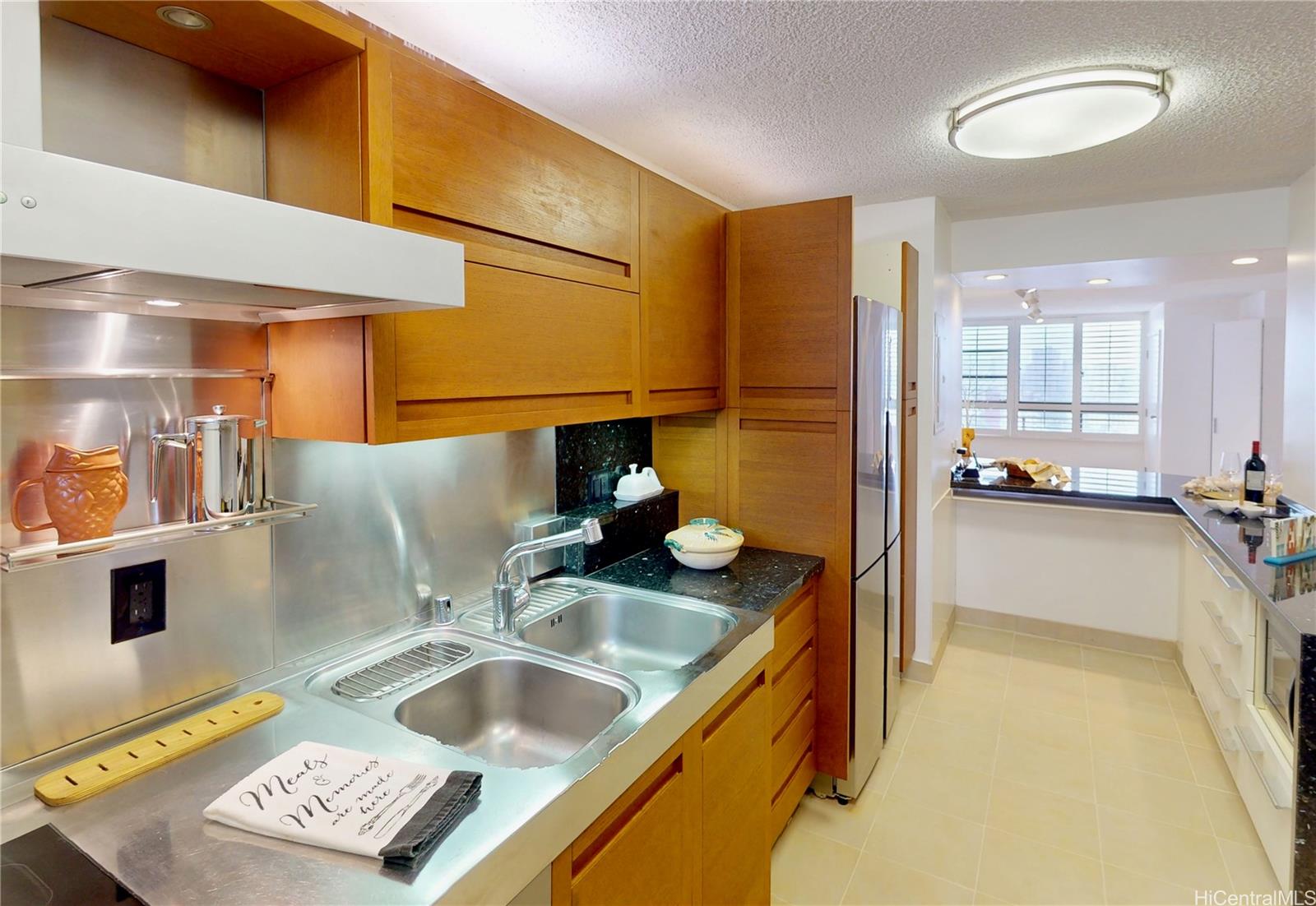 750 Kaheka Street #1201, Honolulu, HI 96814