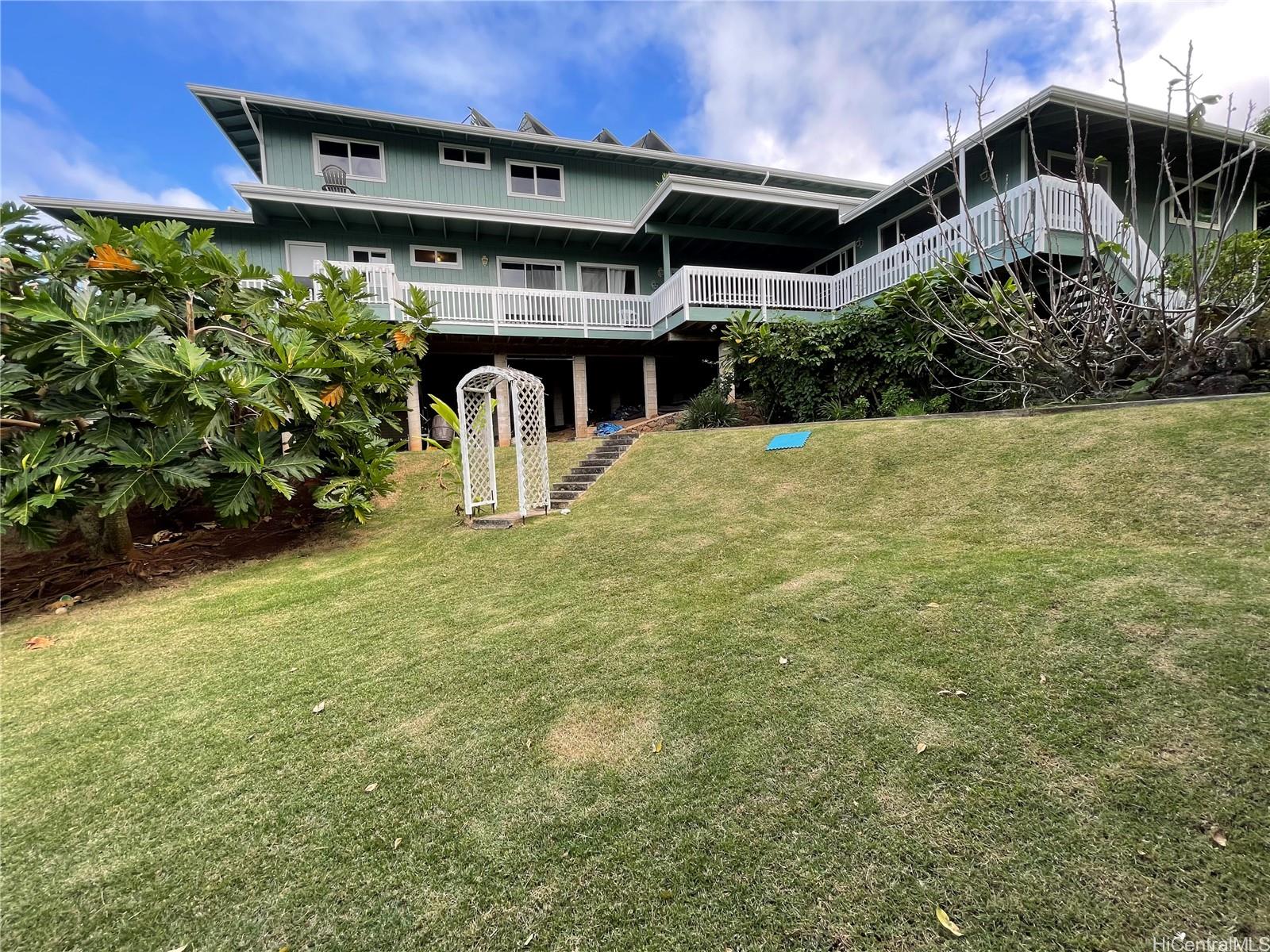 1464 Aunauna Street Kailua, HI 96734