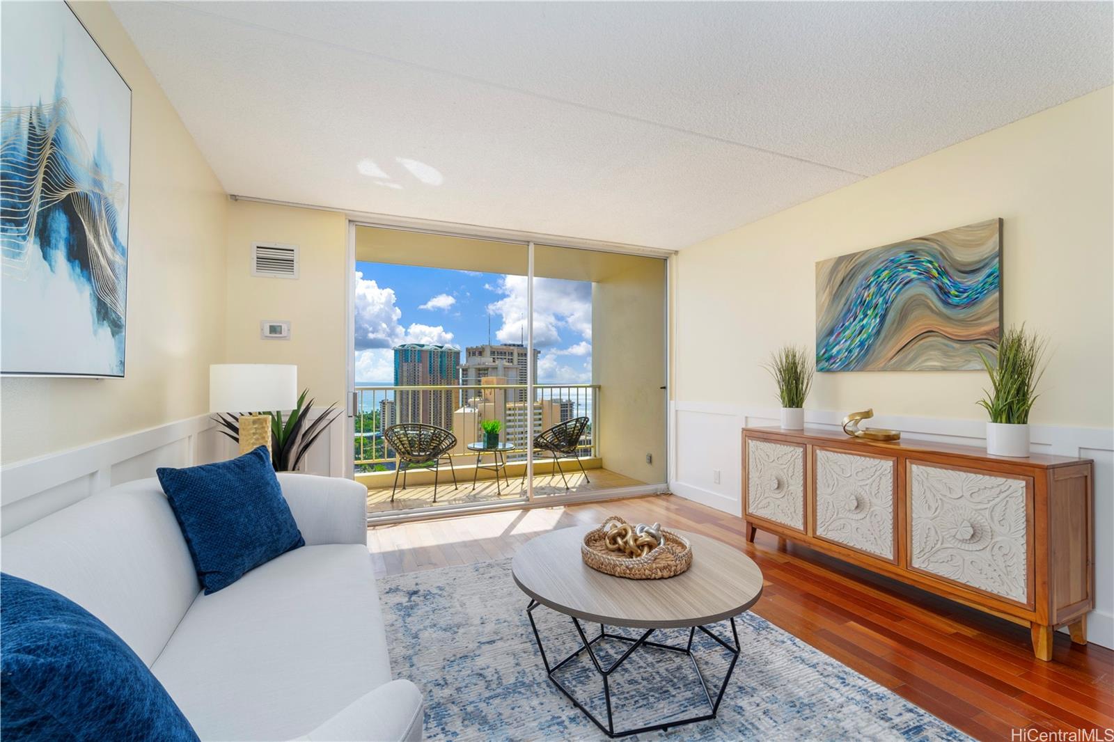 400 Hobron Lane #3009, Honolulu, HI 96815