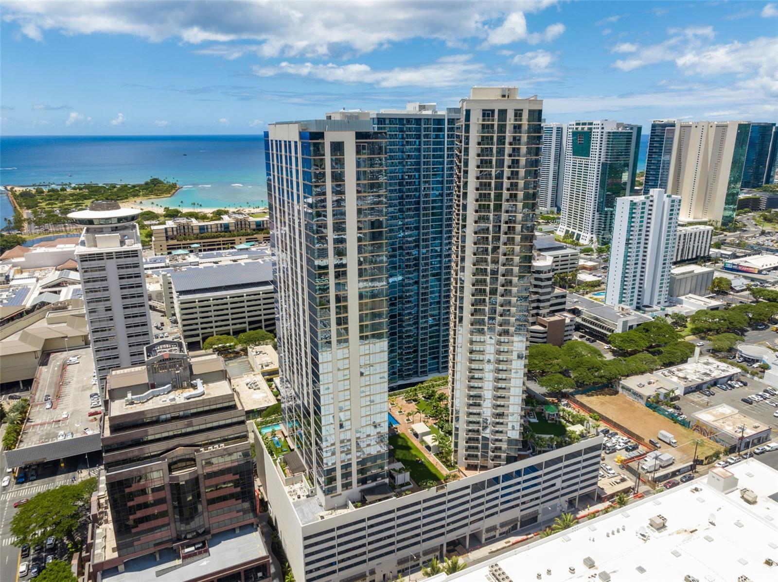 1390 Kapiolani Boulevard #3706, Honolulu, HI 96814