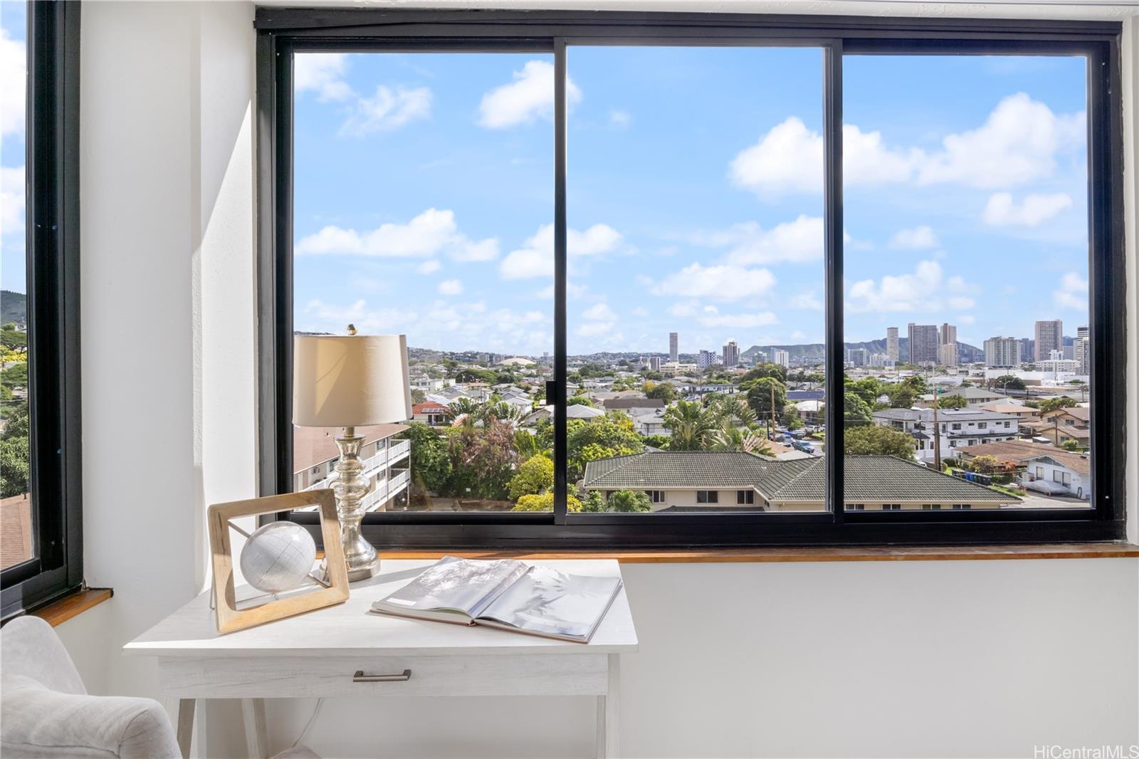 1505 Alexander Street #505, Honolulu, HI 96822