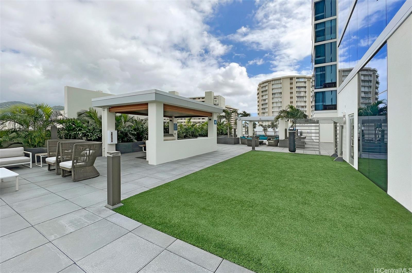 629 Keeaumoku Street #2911, Honolulu, HI 96814