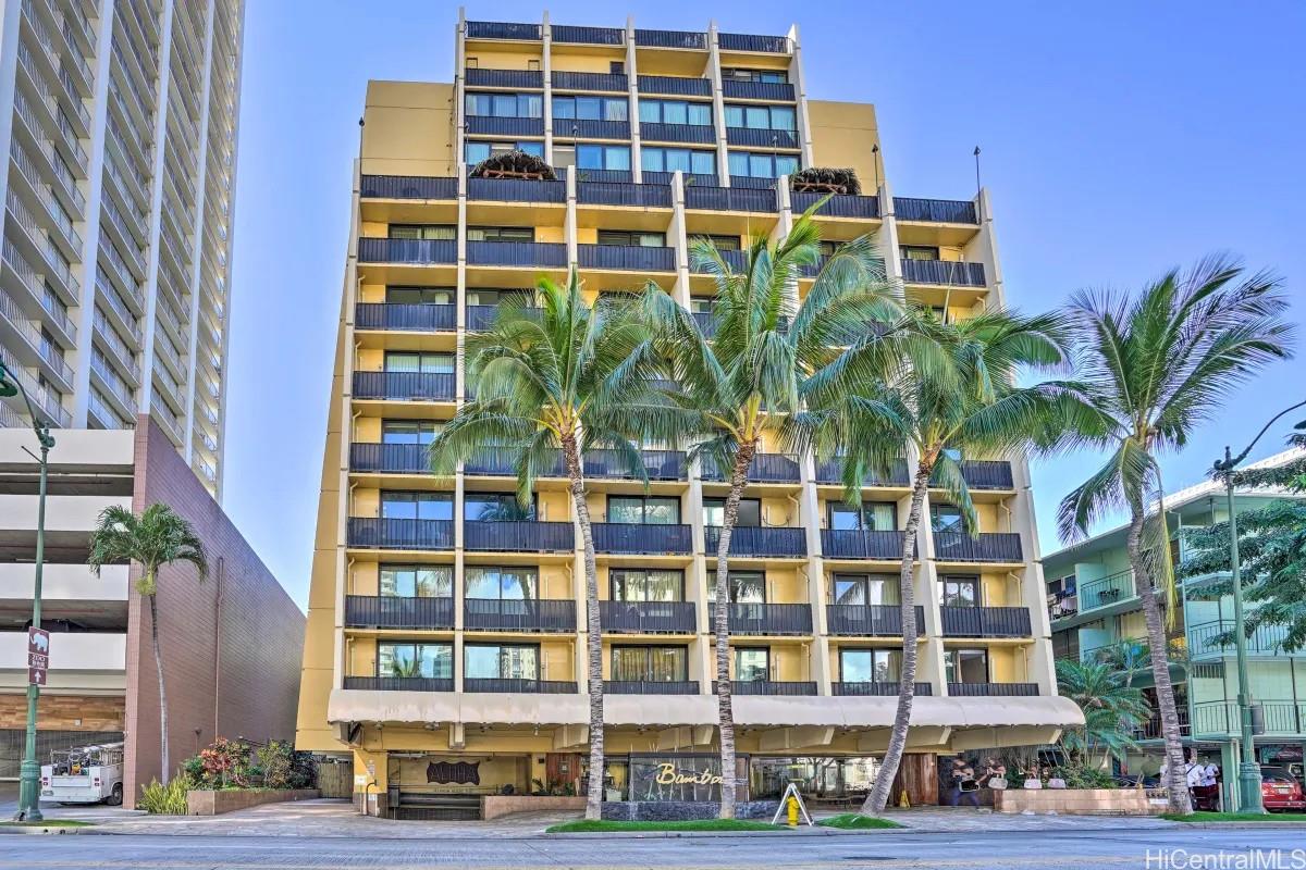 2425 Kuhio Avenue #404, Honolulu, HI 96815