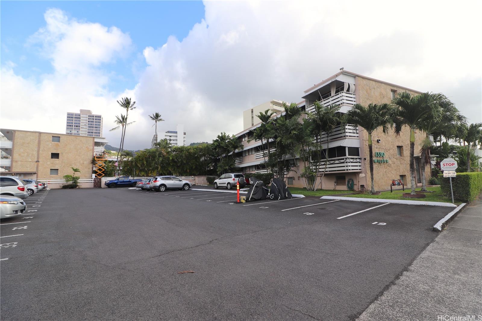 1330 Wilder 1330 Wilder Avenue #312, Honolulu, HI 96822