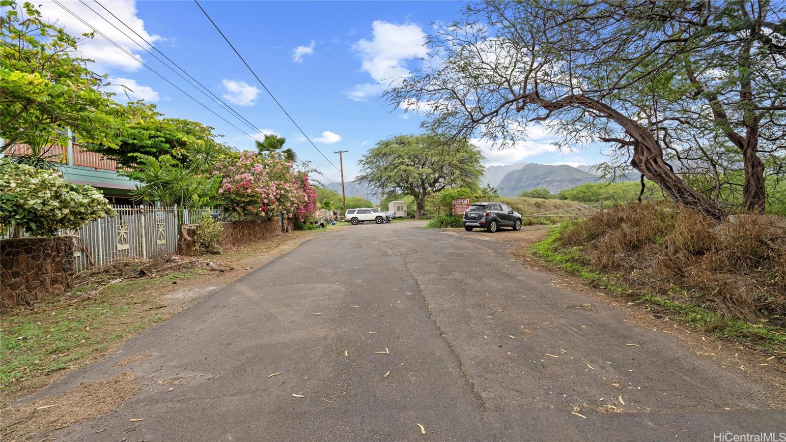 87-314 Saint Johns Road Waianae, HI 96792