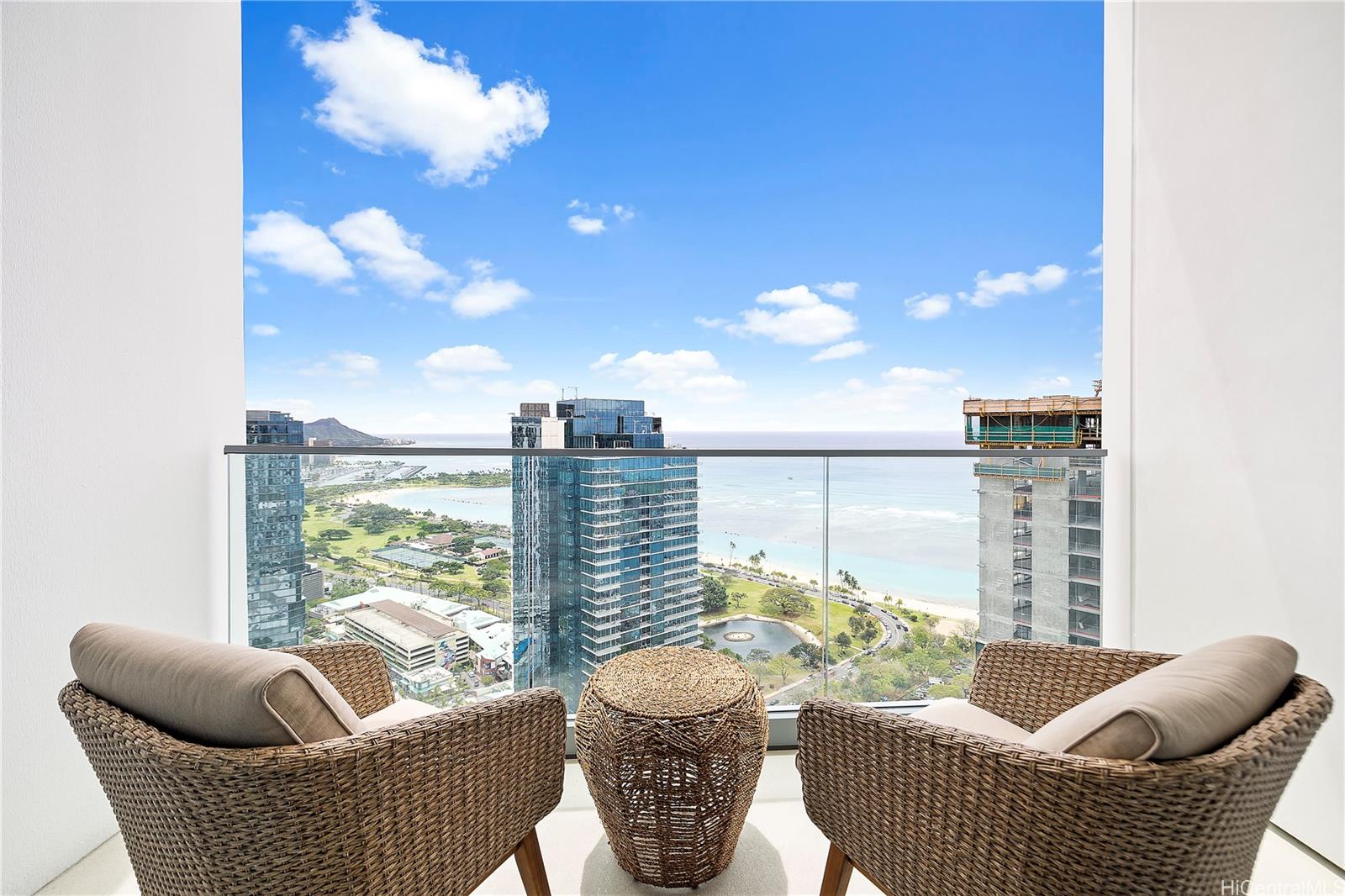 1000 Auahi Street #4106, Honolulu, HI 96814