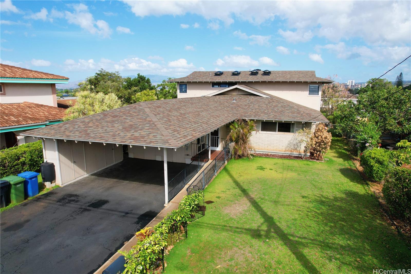 1418 Haloa Drive Honolulu, HI 96818