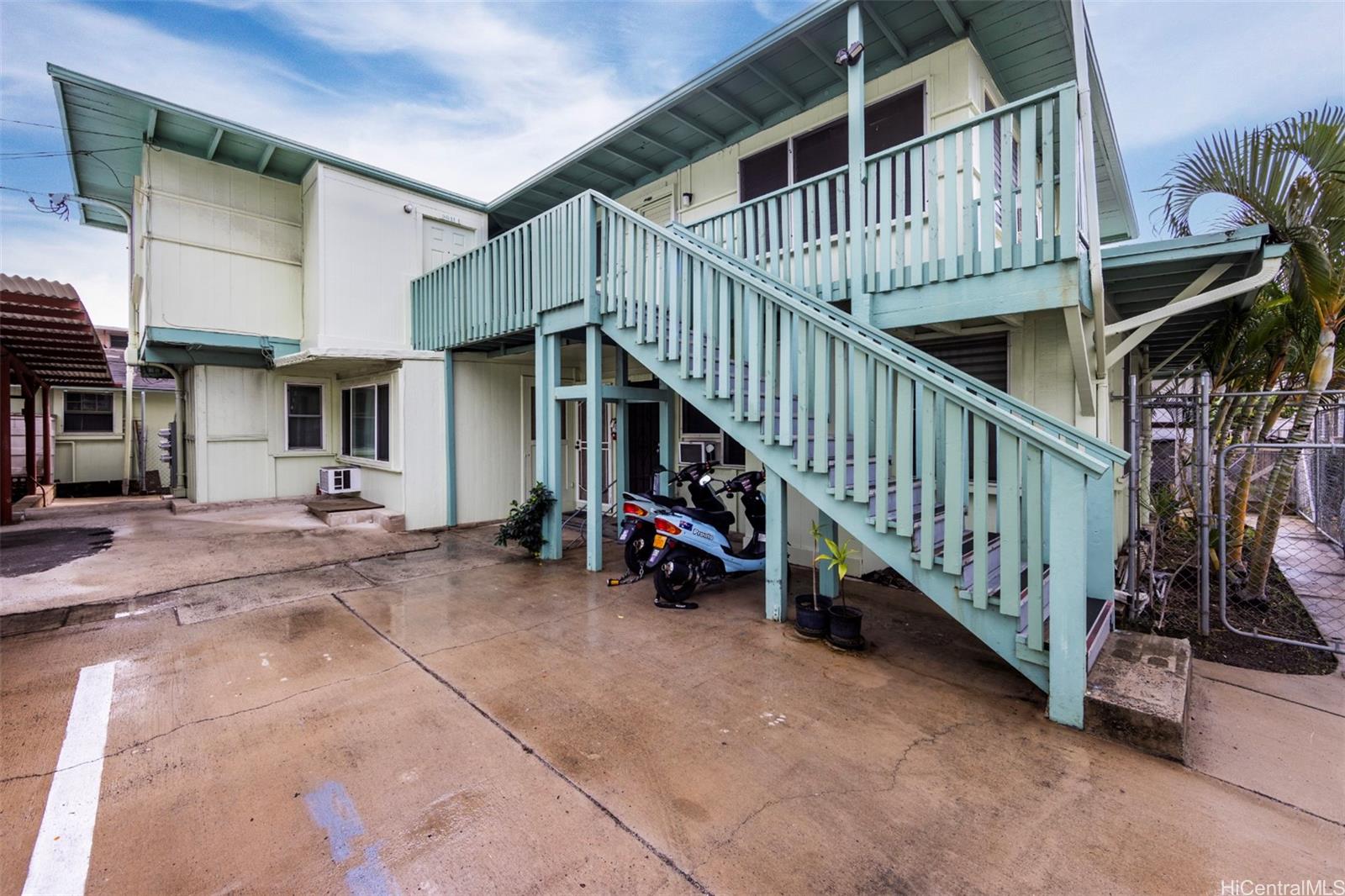 2009 Waiola Street Honolulu, HI 96826