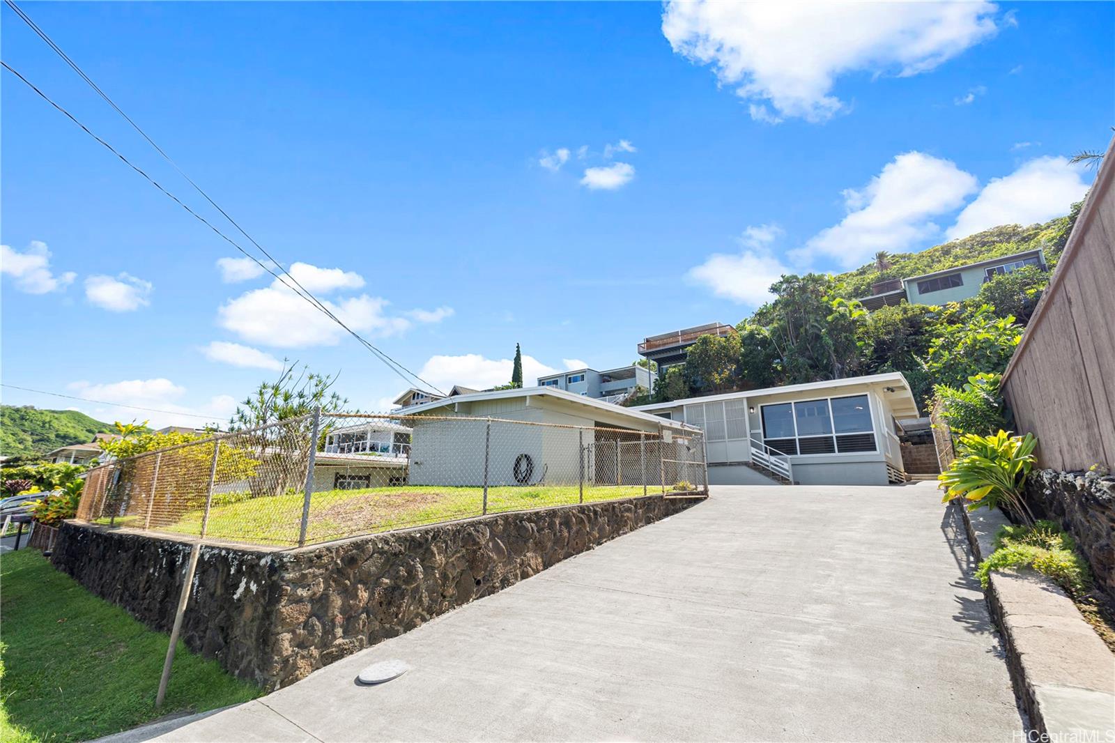 44-728 Malulani Street Kaneohe, HI 96744