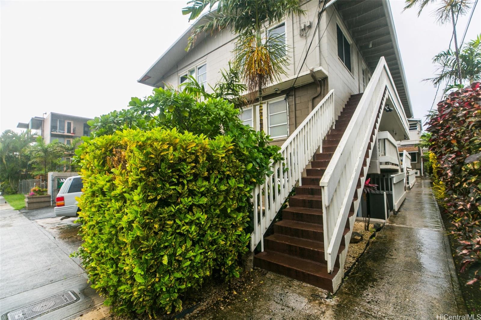 1508 Kewalo Street #102A, Honolulu, HI 96822