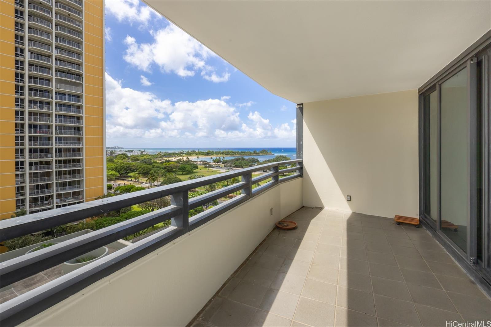 1330 Ala Moana Boulevard #1008, Honolulu, HI 96814