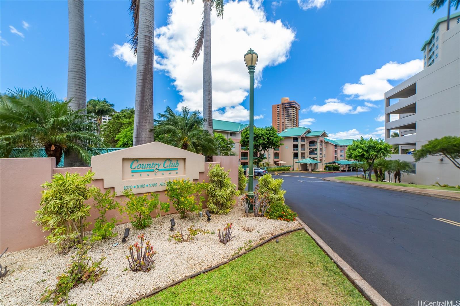 1090 Ala Napunani Street #410, Honolulu, HI 96818