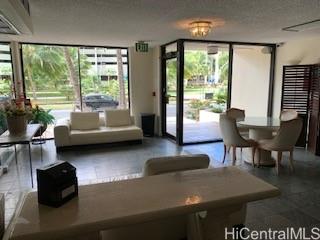 440 Seaside Avenue #406, Honolulu, HI 96815