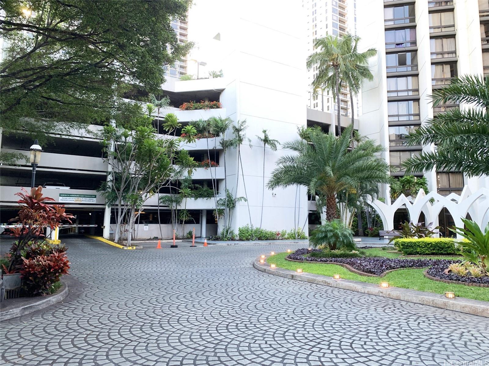 300 Wai Nani Way #Apt II2412, Honolulu, HI 96815