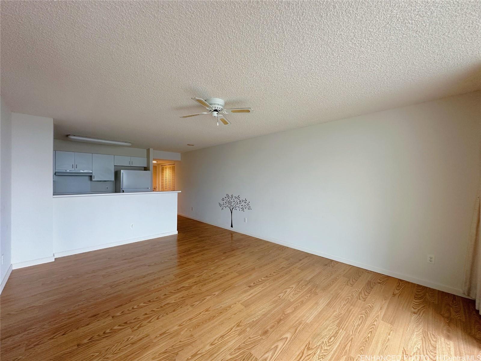 1450 Young Street #1907, Honolulu, HI 96814